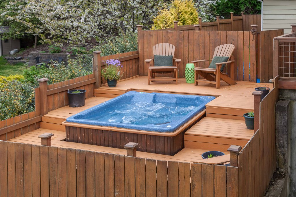 How to Design a Backyard Oasis Around Your Hot Tub