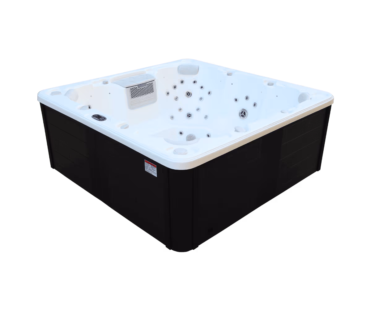 Lumari Summit hot tub